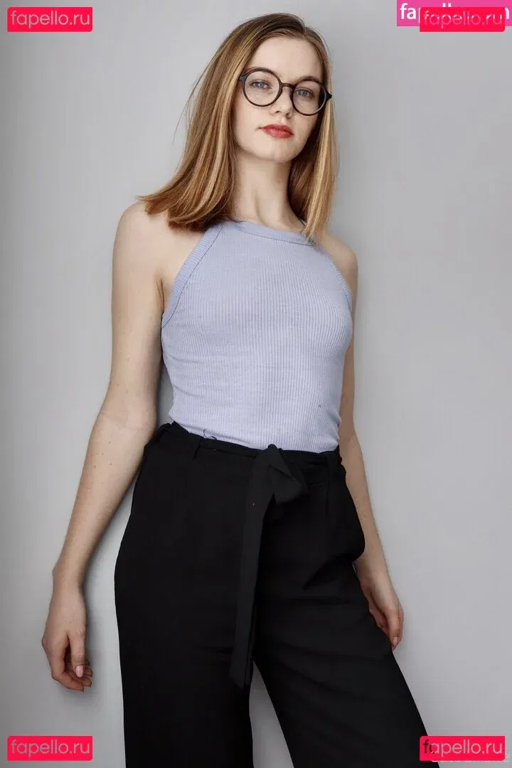 cutegiraffe Onlyfans Photo Gallery 