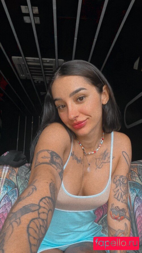 Caputile Onlyfans Photo Gallery 