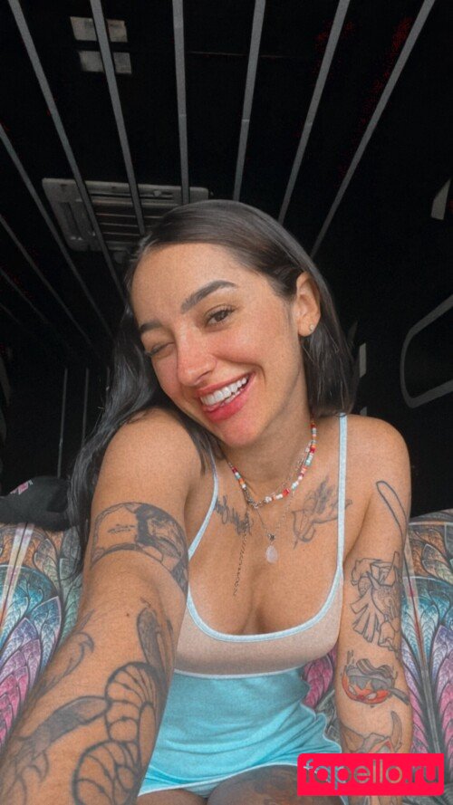 Caputile Onlyfans Photo Gallery 