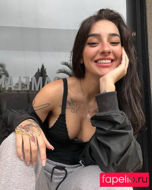 Caputile Onlyfans Photo Gallery 