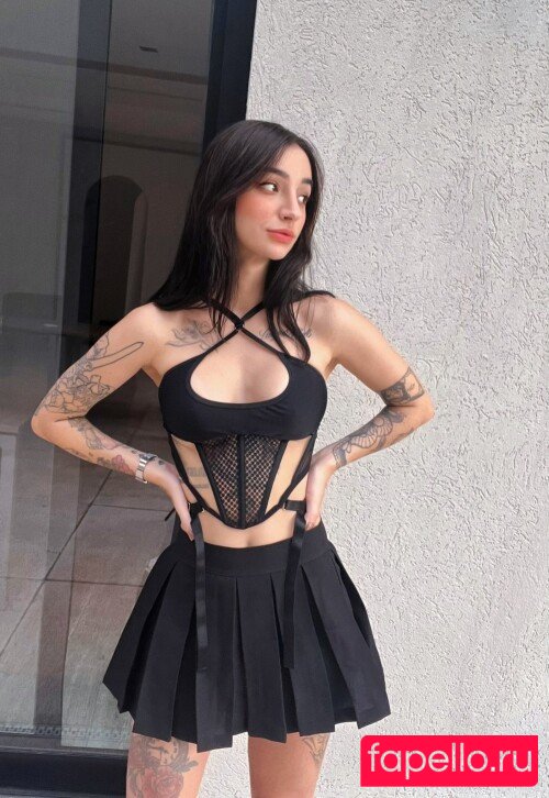 Caputile Onlyfans Photo Gallery 