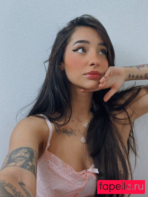 Caputile Onlyfans Photo Gallery 