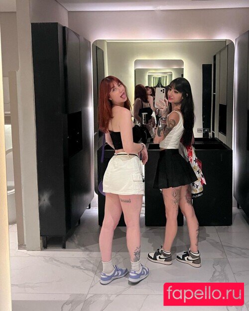 Caputile Onlyfans Photo Gallery 