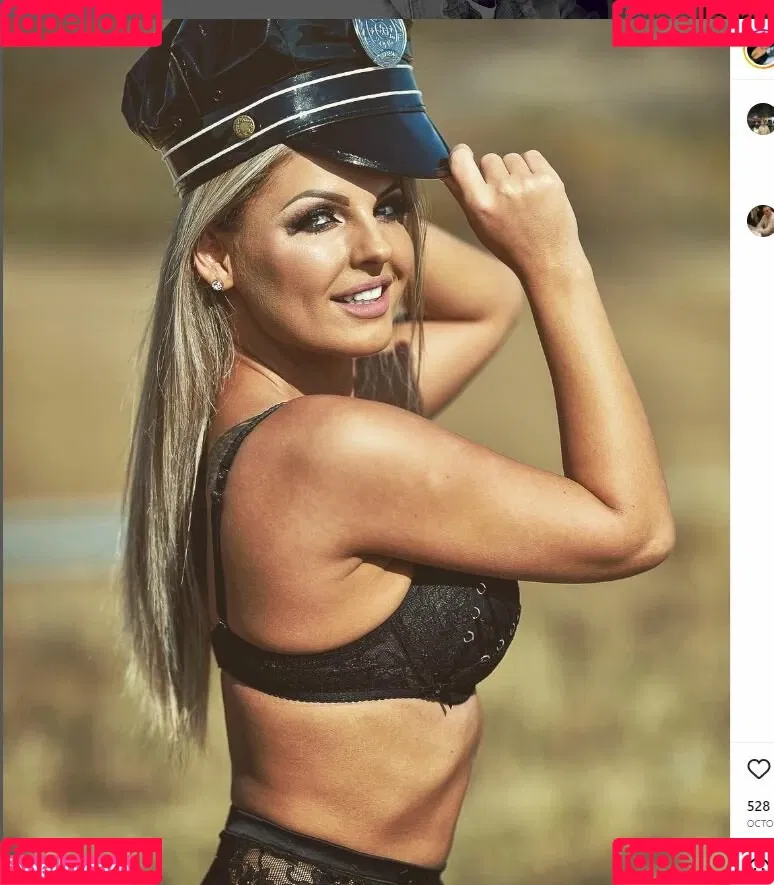 Justmebiu Onlyfans Photo Gallery 