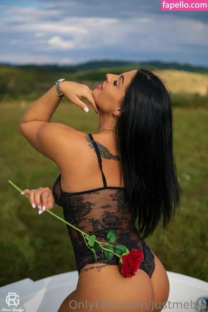 Justmebiu Onlyfans Photo Gallery 