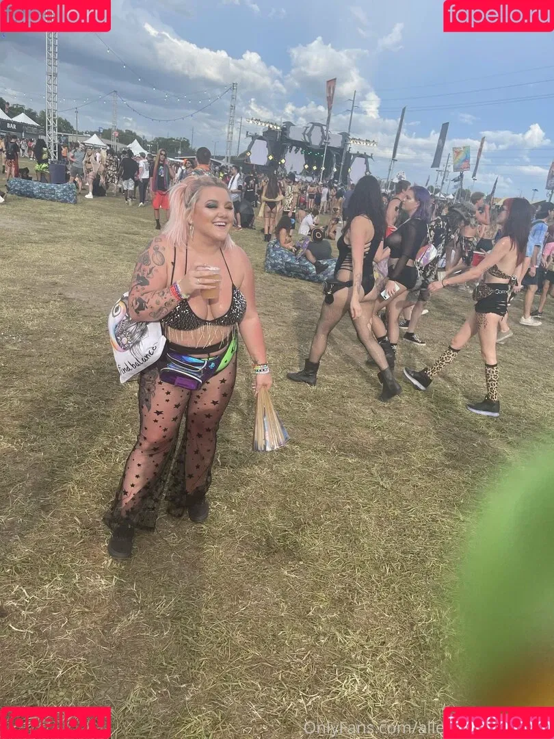 alleyswonderland Onlyfans Photo Gallery 