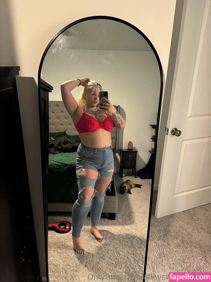 alleyswonderland Onlyfans Photo Gallery 