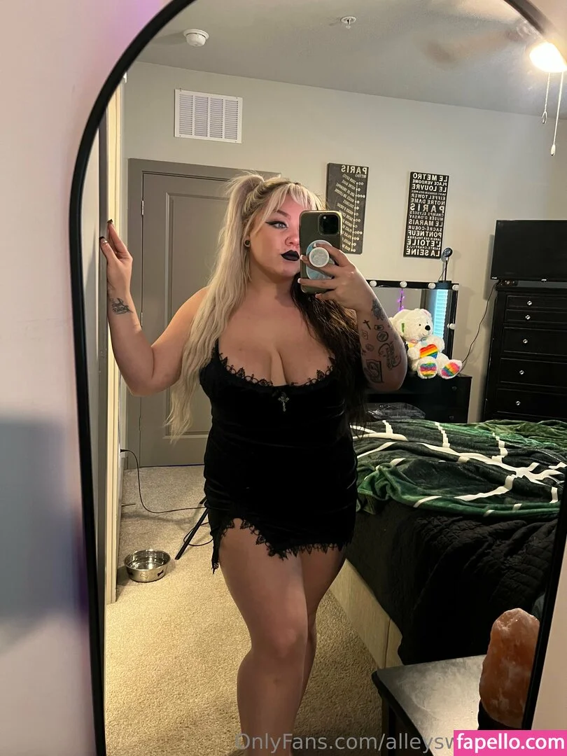 alleyswonderland Onlyfans Photo Gallery 