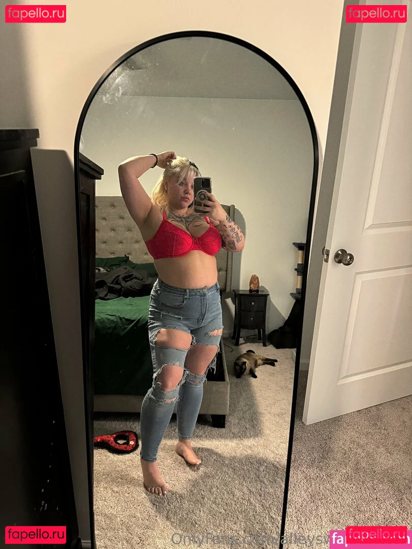 alleyswonderland Onlyfans Photo Gallery 