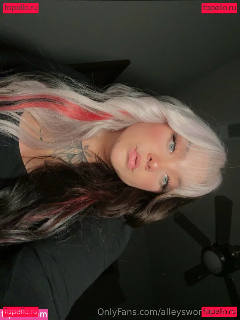 alleyswonderland Onlyfans Photo Gallery 