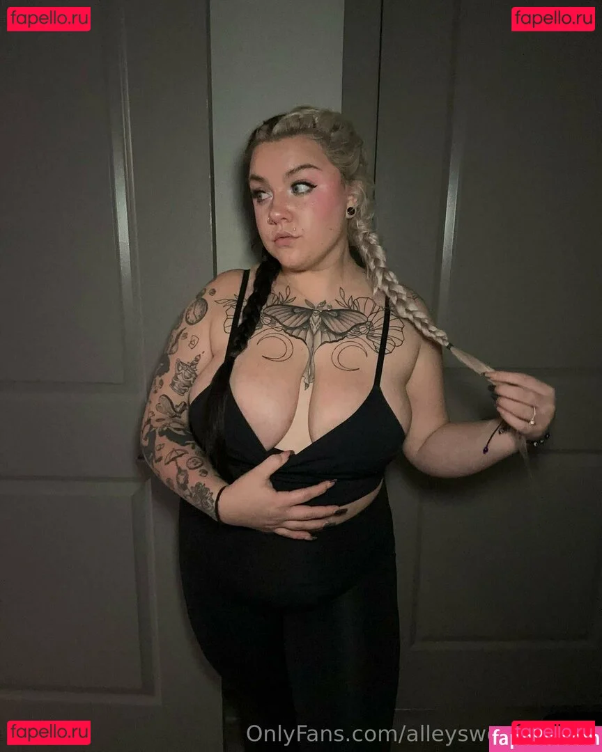 alleyswonderland Onlyfans Photo Gallery 