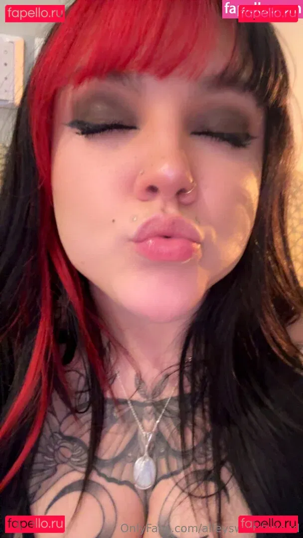 alleyswonderland Onlyfans Photo Gallery 