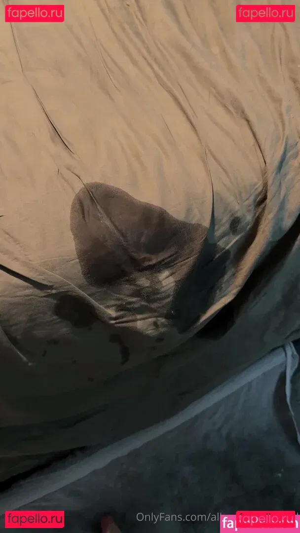 alleyswonderland Onlyfans Photo Gallery 