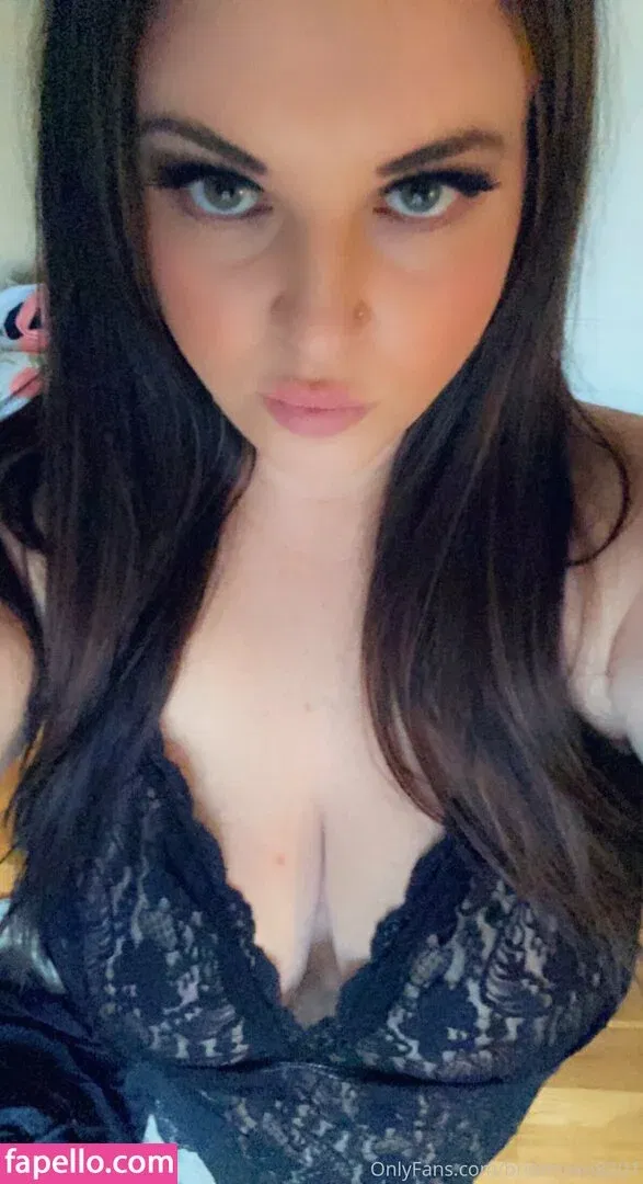 briannaxo8201 Onlyfans Photo Gallery 