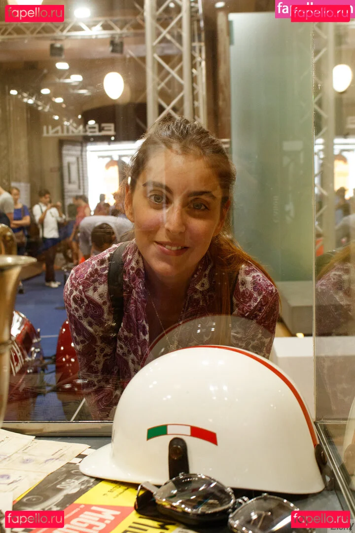 Auromineo Onlyfans Photo Gallery 