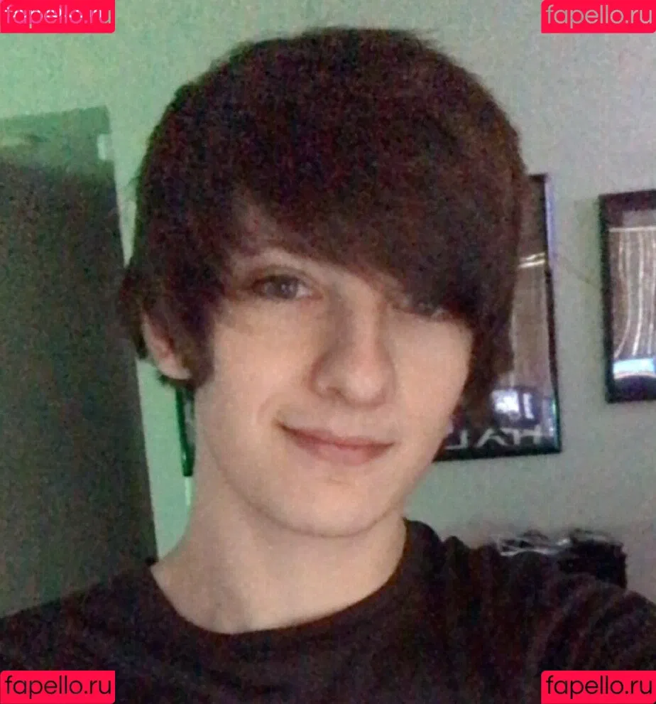 egotwink Onlyfans Photo Gallery 