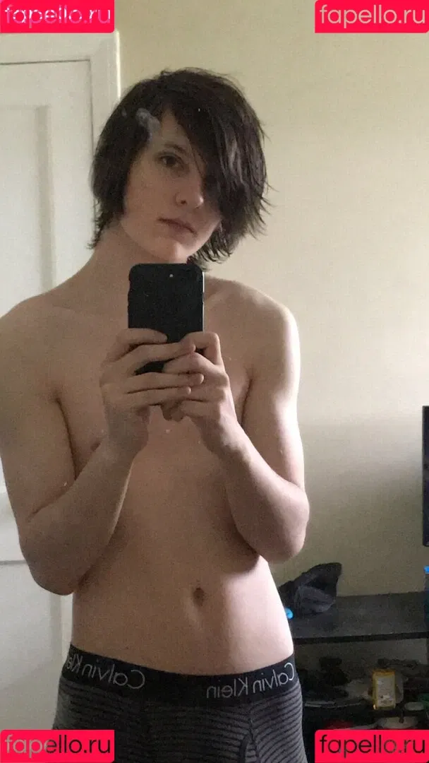 egotwink Onlyfans Photo Gallery 