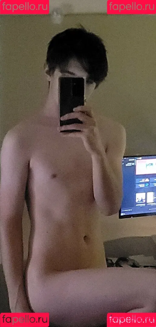 egotwink Onlyfans Photo Gallery 