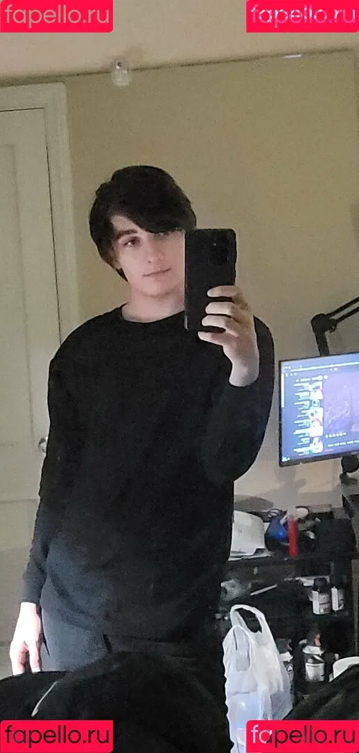 egotwink Onlyfans Photo Gallery 