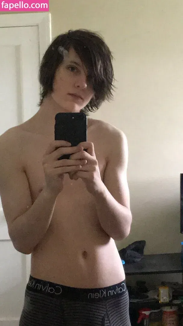 egotwink Onlyfans Photo Gallery 