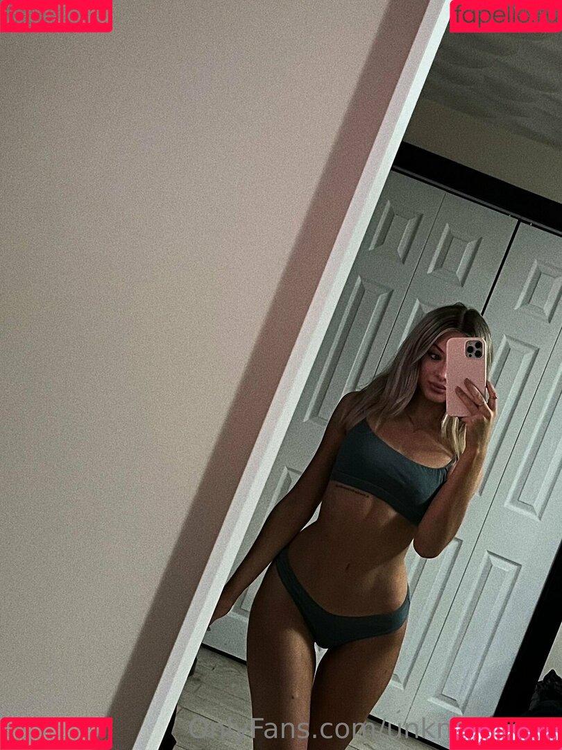 unknownbell Onlyfans Photo Gallery 