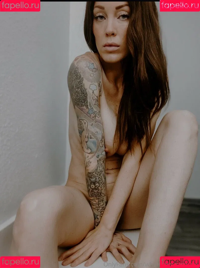 Wholesomefox Onlyfans Photo Gallery 