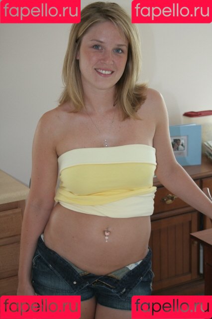 Lauren Luvsit Onlyfans Photo Gallery 