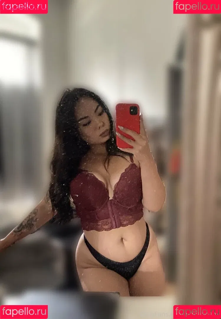 Halfie Hana Noami Onlyfans Photo Gallery 