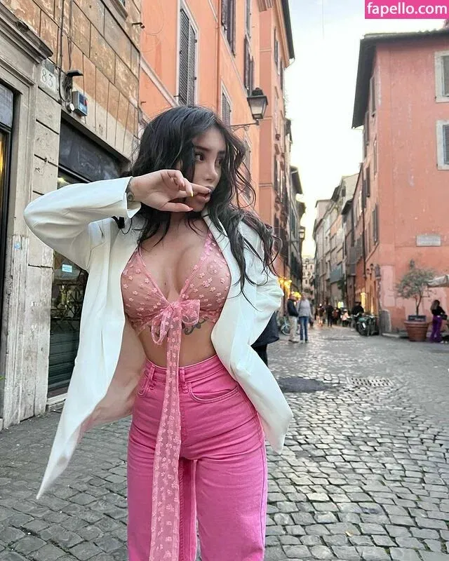 Alexis Mucci Onlyfans Photo Gallery 