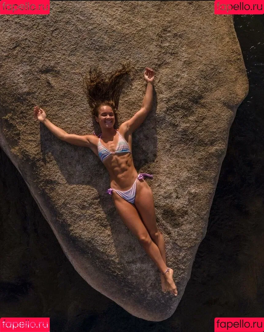 Sarah Dorough Onlyfans Photo Gallery 
