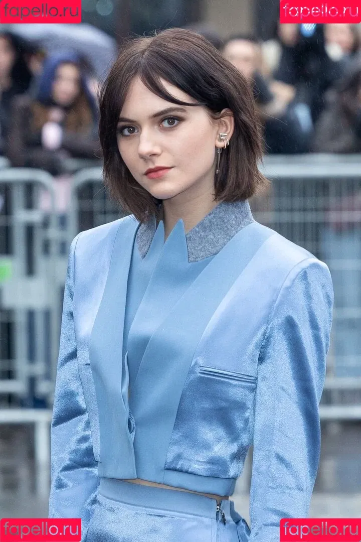 Emilia Jones Onlyfans Photo Gallery 