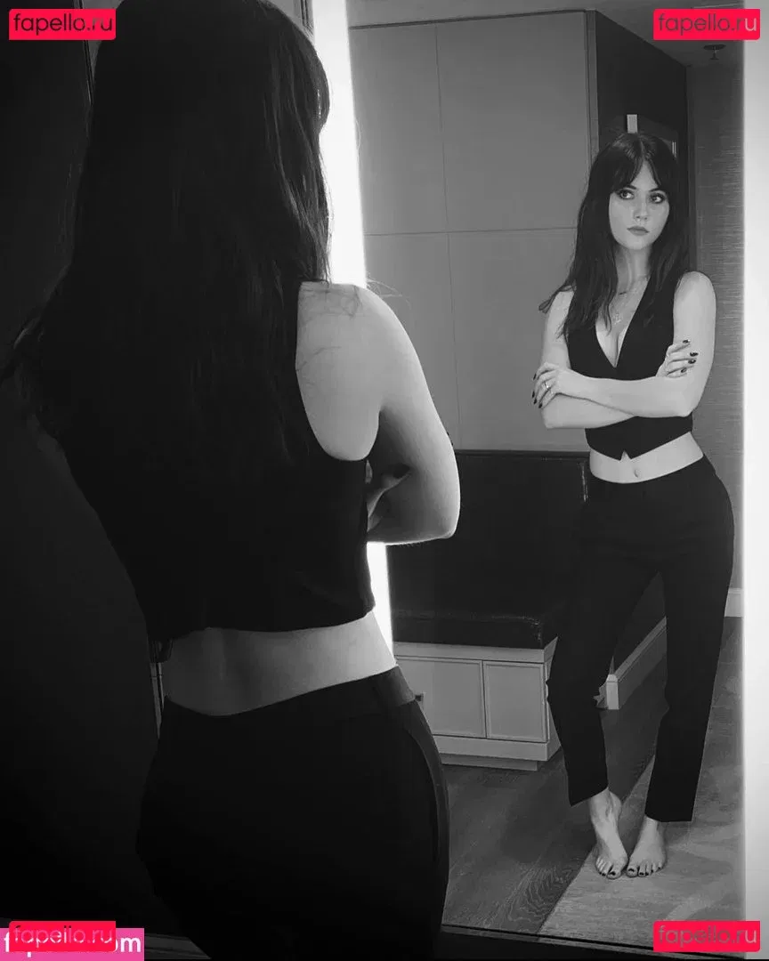 Emilia Jones Onlyfans Photo Gallery 