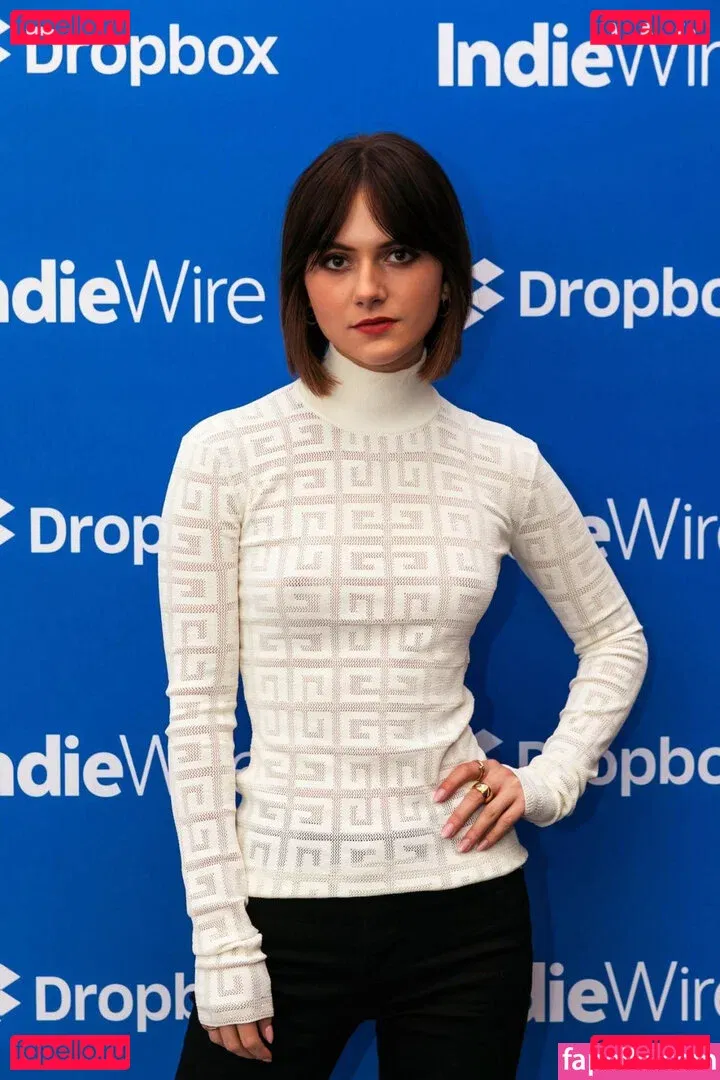 Emilia Jones Onlyfans Photo Gallery 