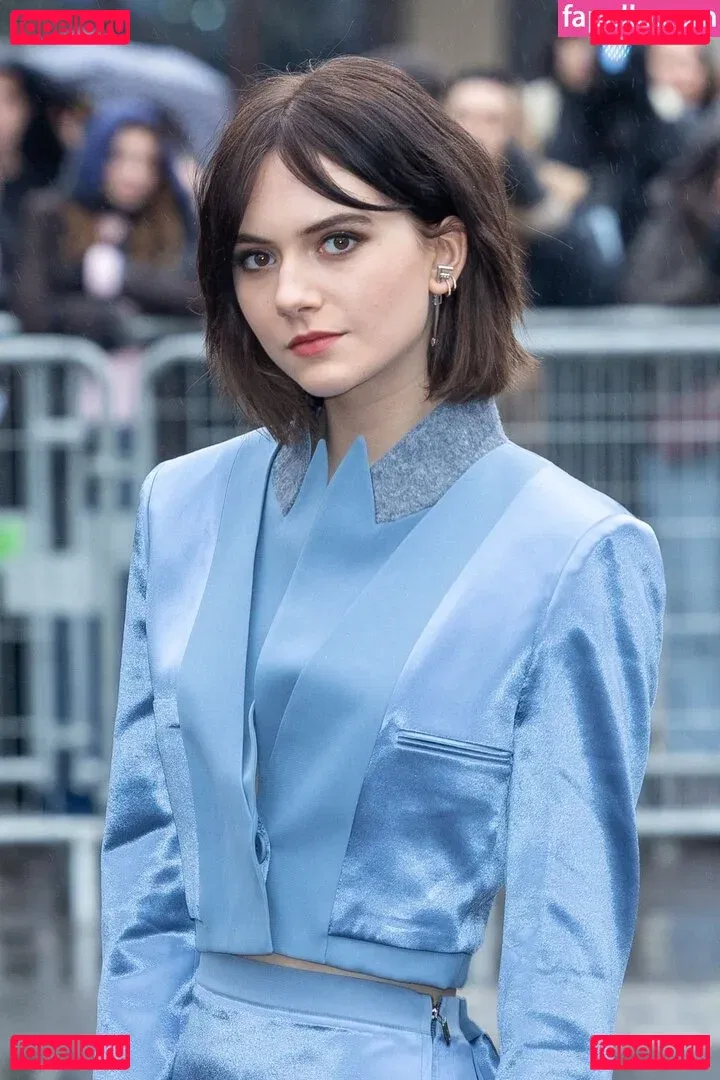 Emilia Jones Onlyfans Photo Gallery 