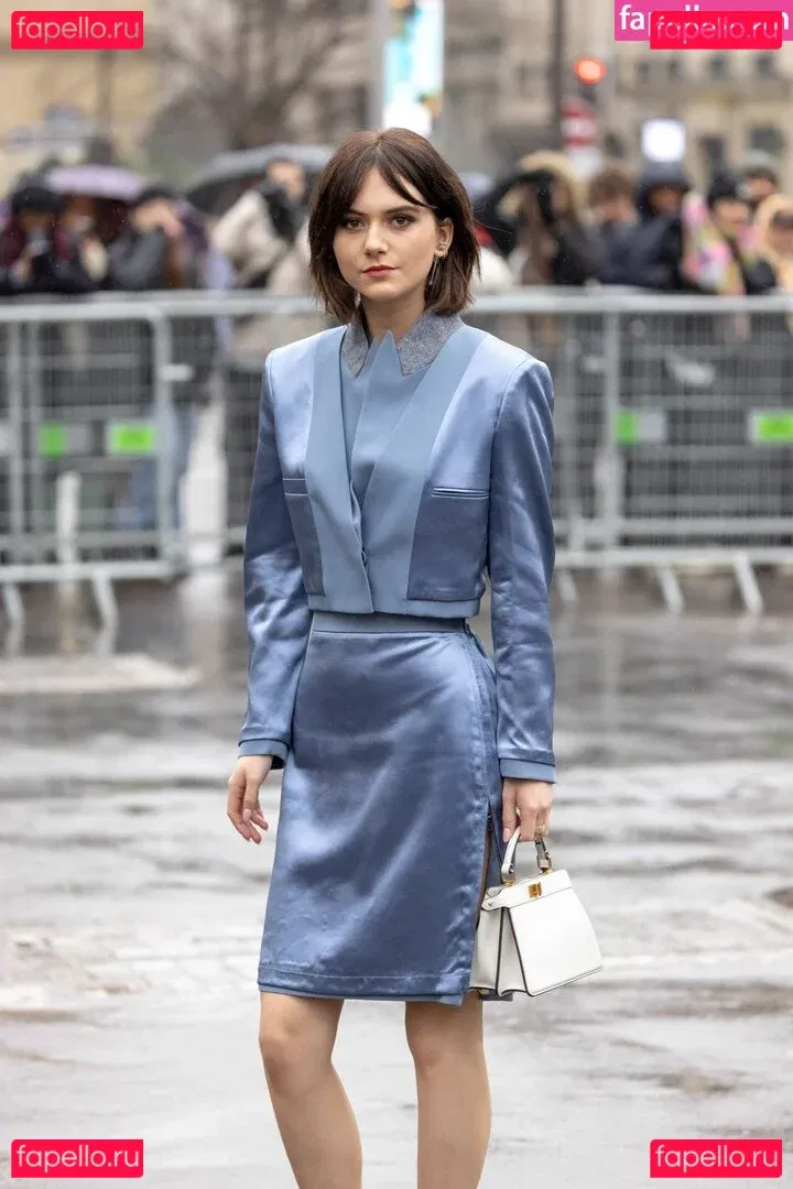 Emilia Jones Onlyfans Photo Gallery 