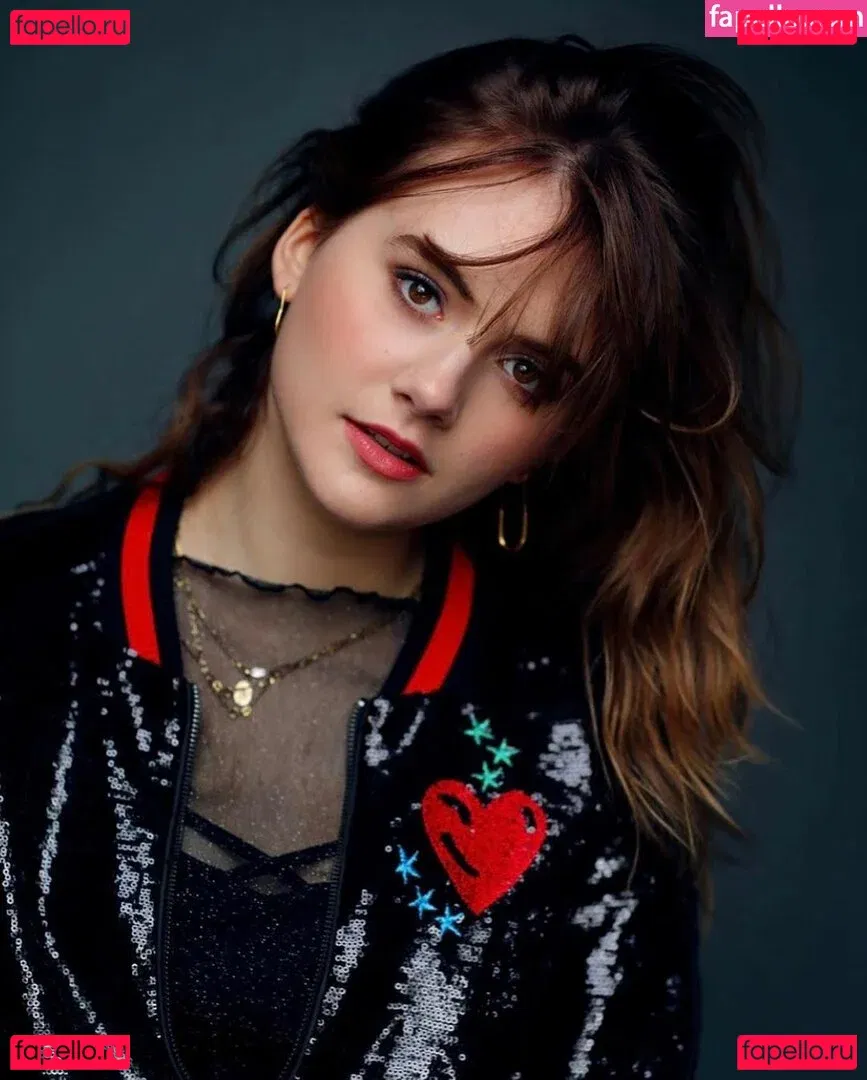 Emilia Jones Onlyfans Photo Gallery 