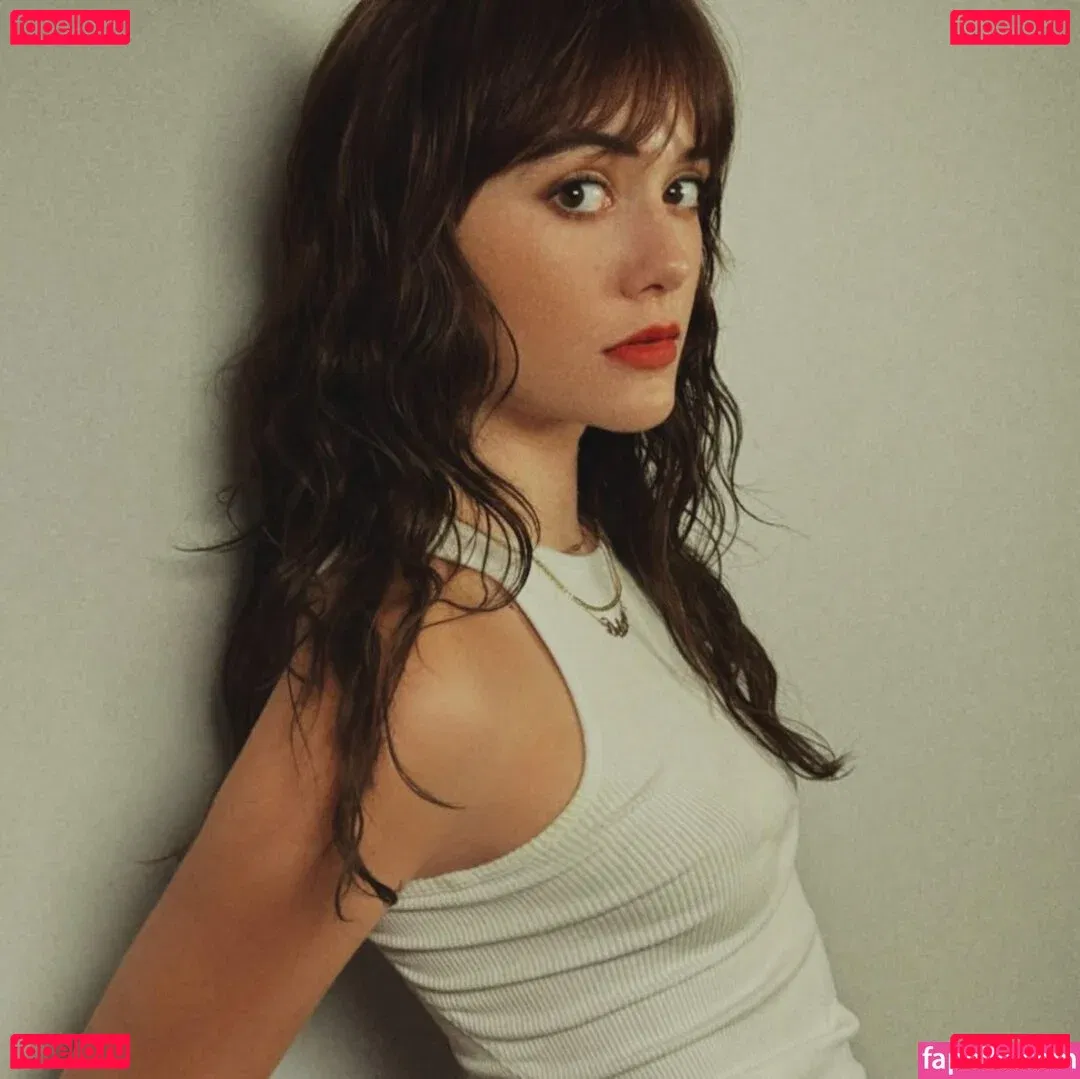 Emilia Jones Onlyfans Photo Gallery 