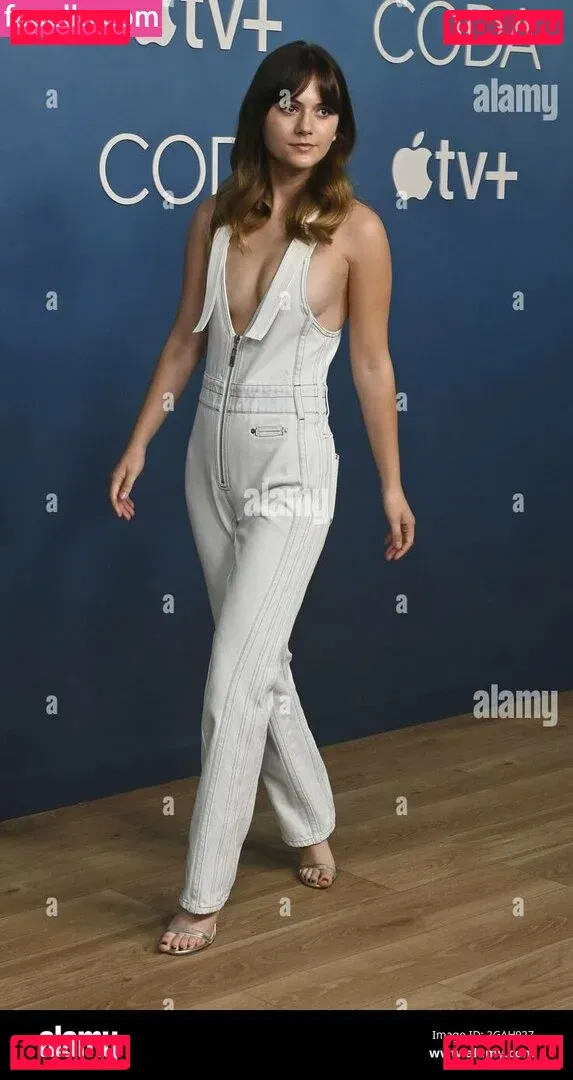 Emilia Jones Onlyfans Photo Gallery 