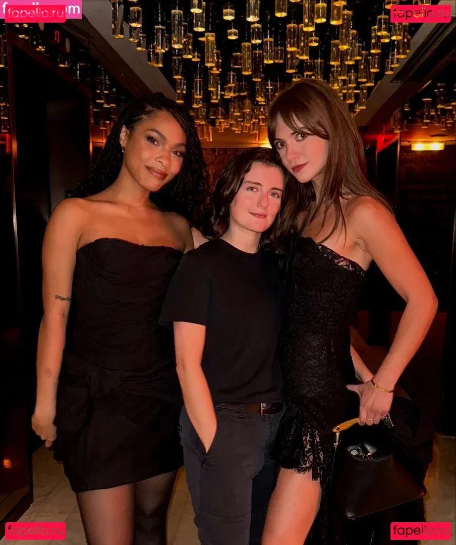 Emilia Jones Onlyfans Photo Gallery 