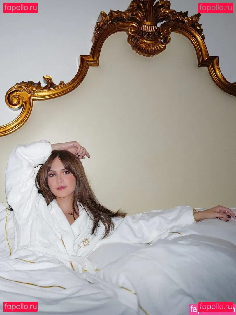 Emilia Jones Onlyfans Photo Gallery 