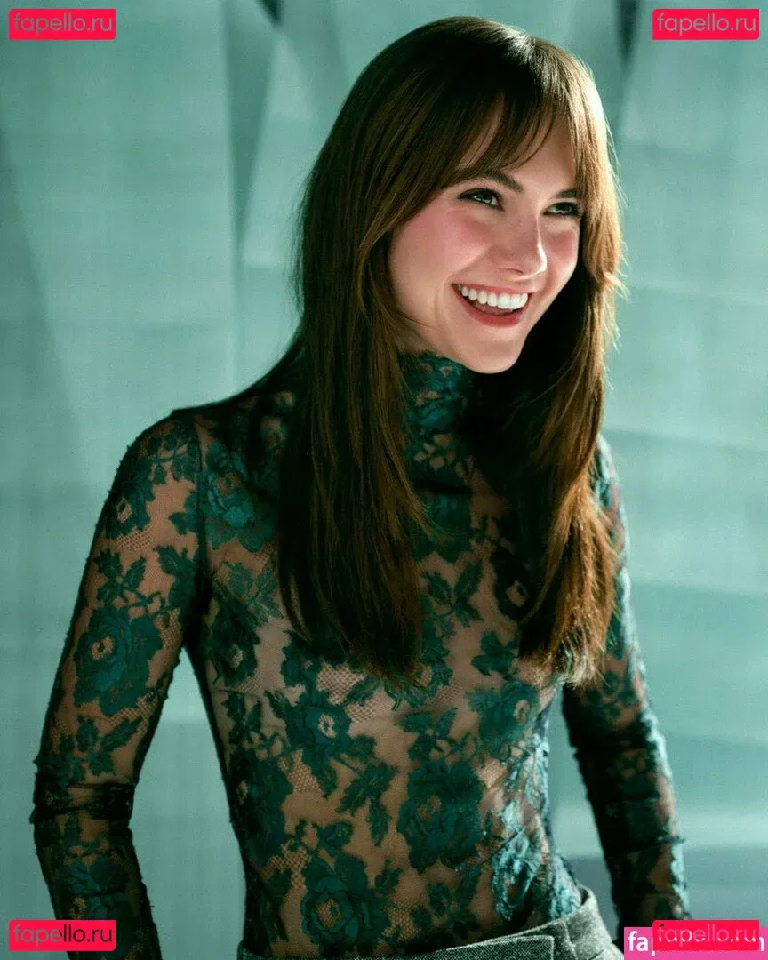 Emilia Jones Onlyfans Photo Gallery 