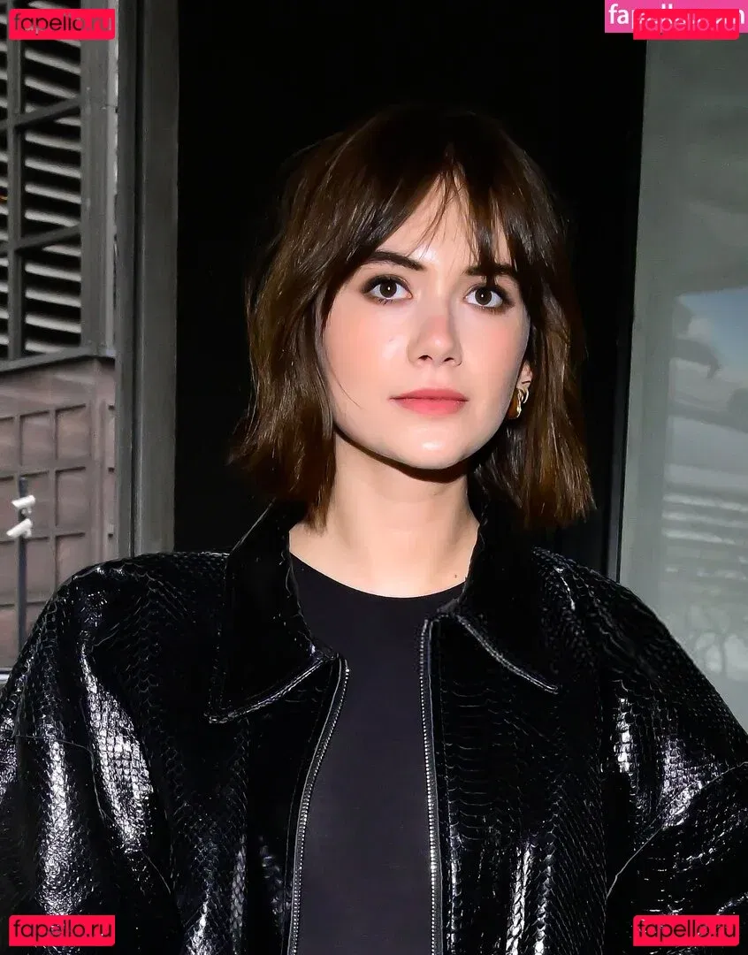 Emilia Jones Onlyfans Photo Gallery 