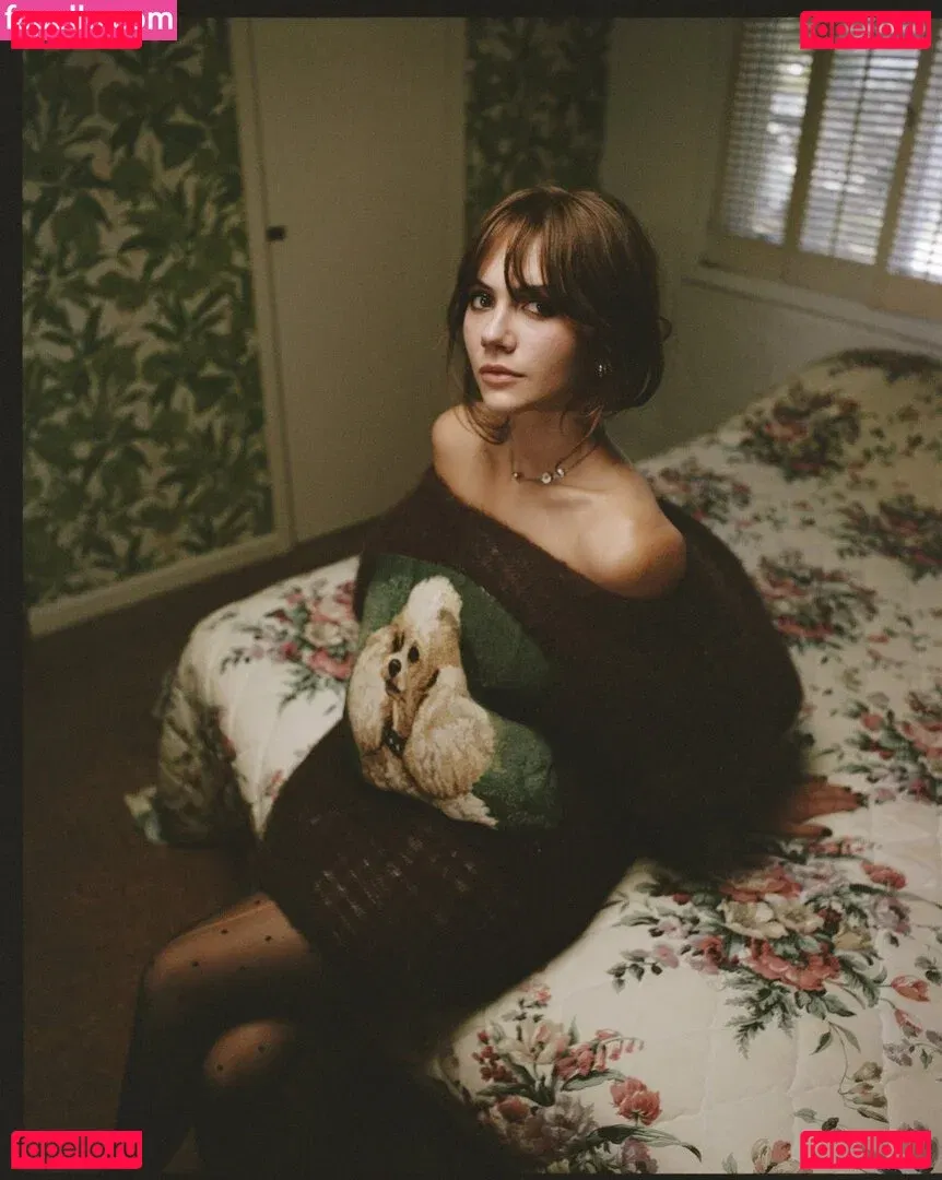 Emilia Jones Onlyfans Photo Gallery 