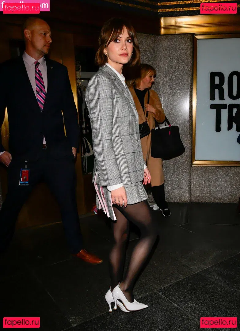 Emilia Jones Onlyfans Photo Gallery 