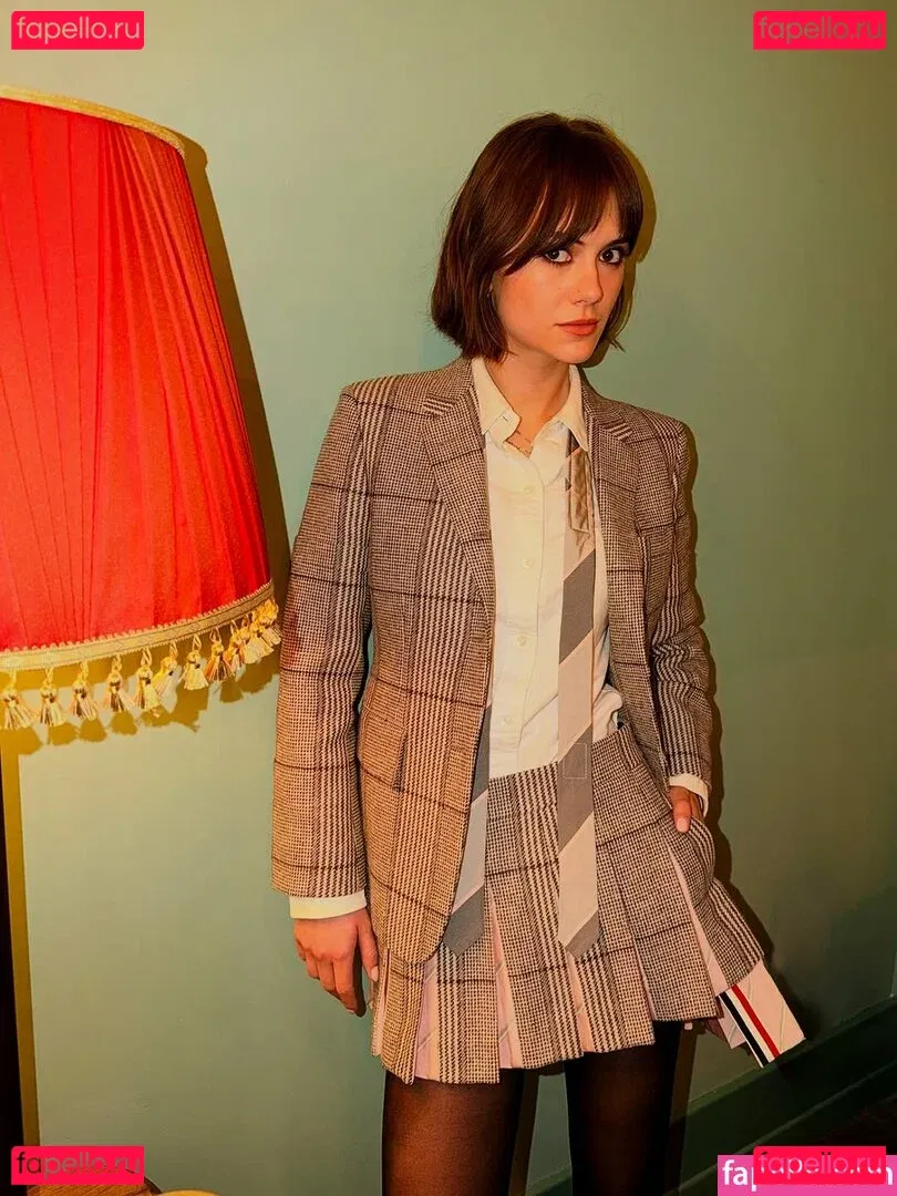 Emilia Jones Onlyfans Photo Gallery 