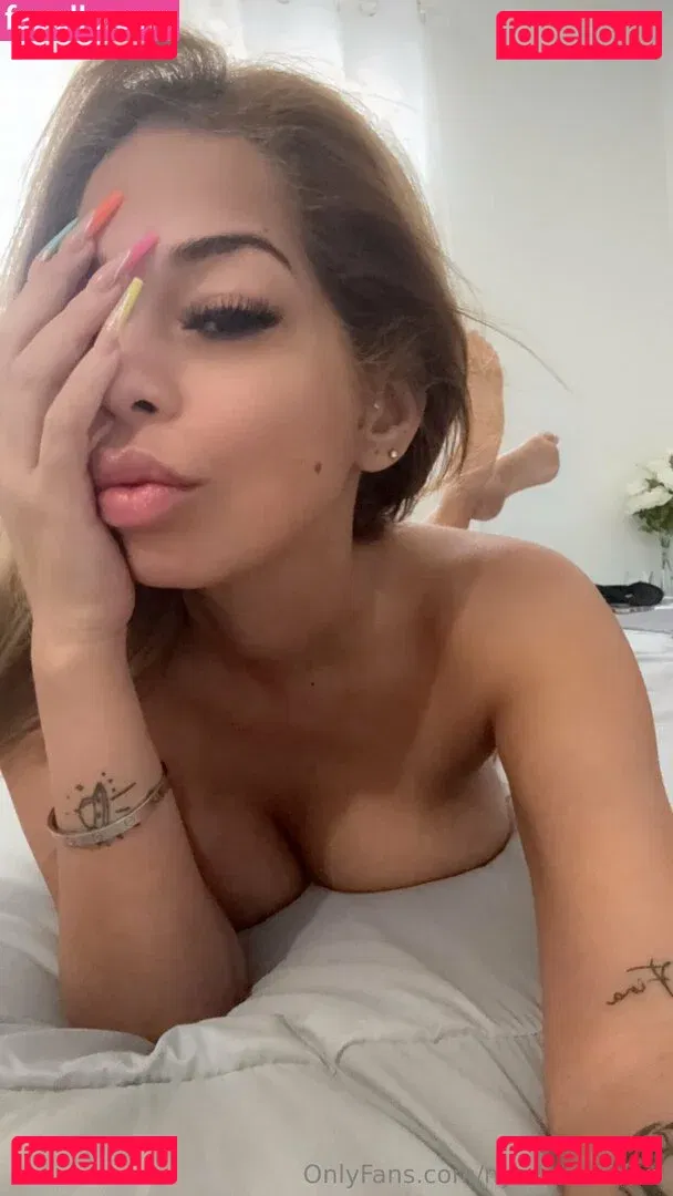 naughtynatvip Onlyfans Photo Gallery 