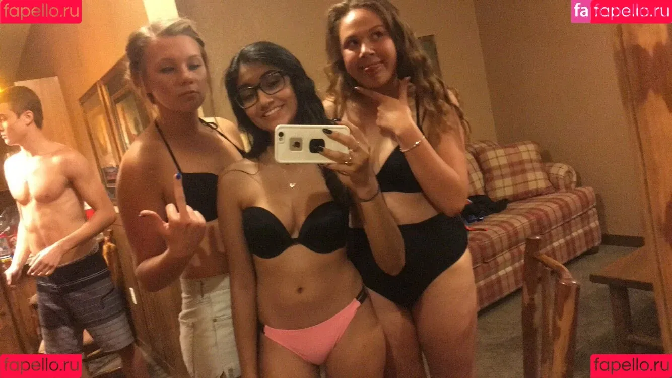 Jenelle Mathew Onlyfans Photo Gallery 