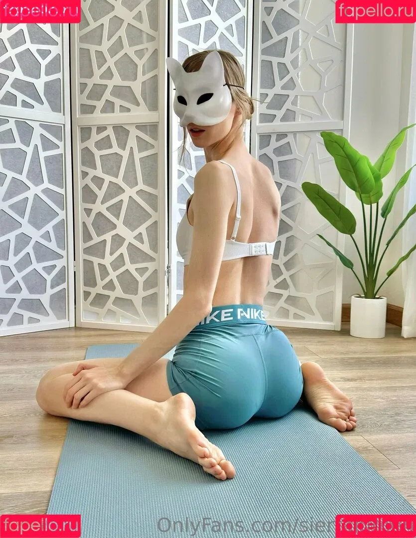 sierralumen Onlyfans Photo Gallery 