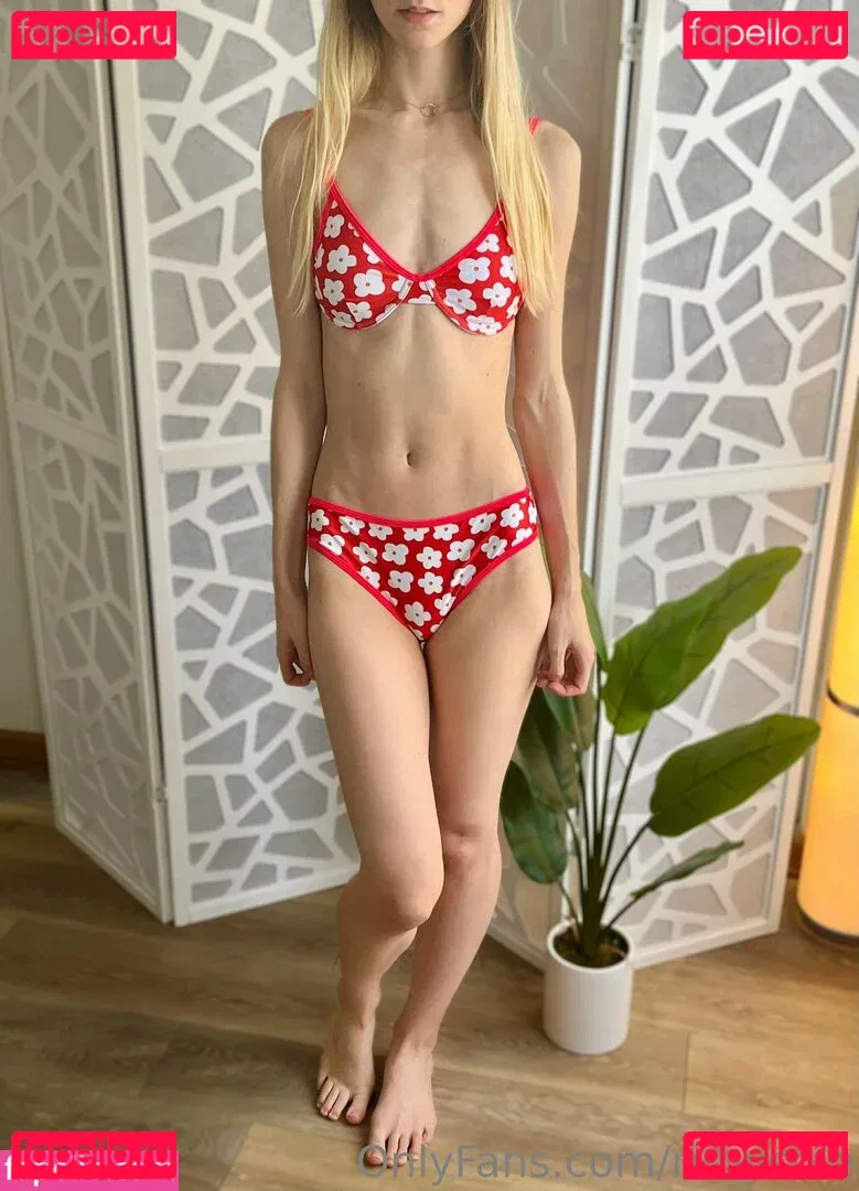 sierralumen Onlyfans Photo Gallery 