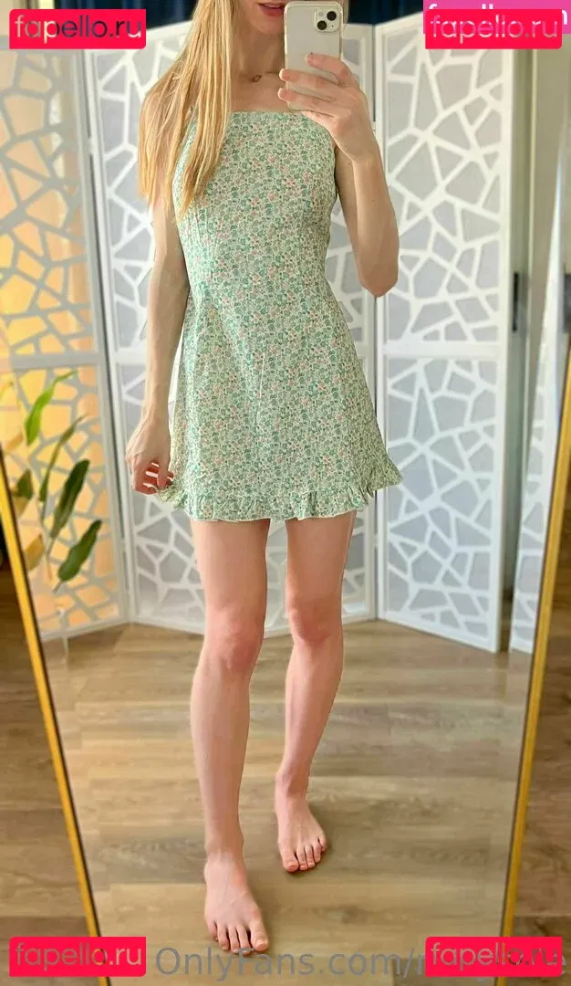 sierralumen Onlyfans Photo Gallery 